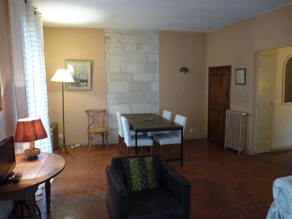 Appartement Petite Saunerie Avinyon Oda fotoğraf